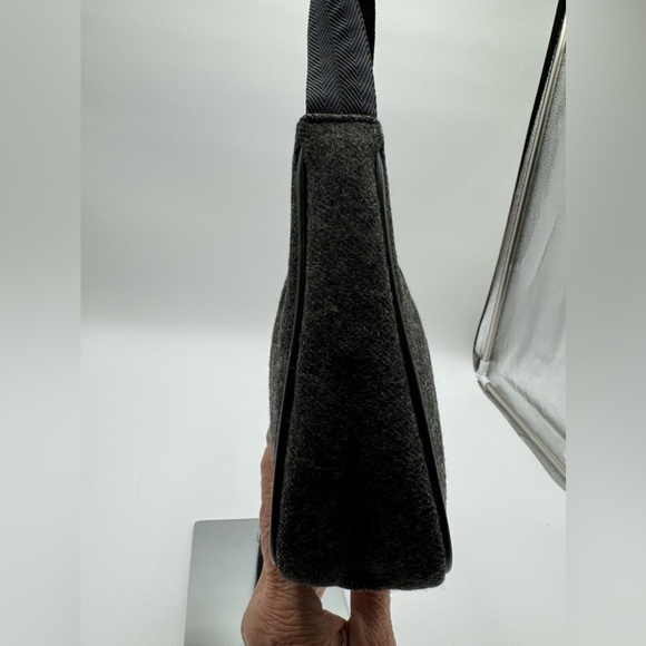 Prada - Authentic - Grey Wool & Black Leather Handbag - Picture 5 of 15